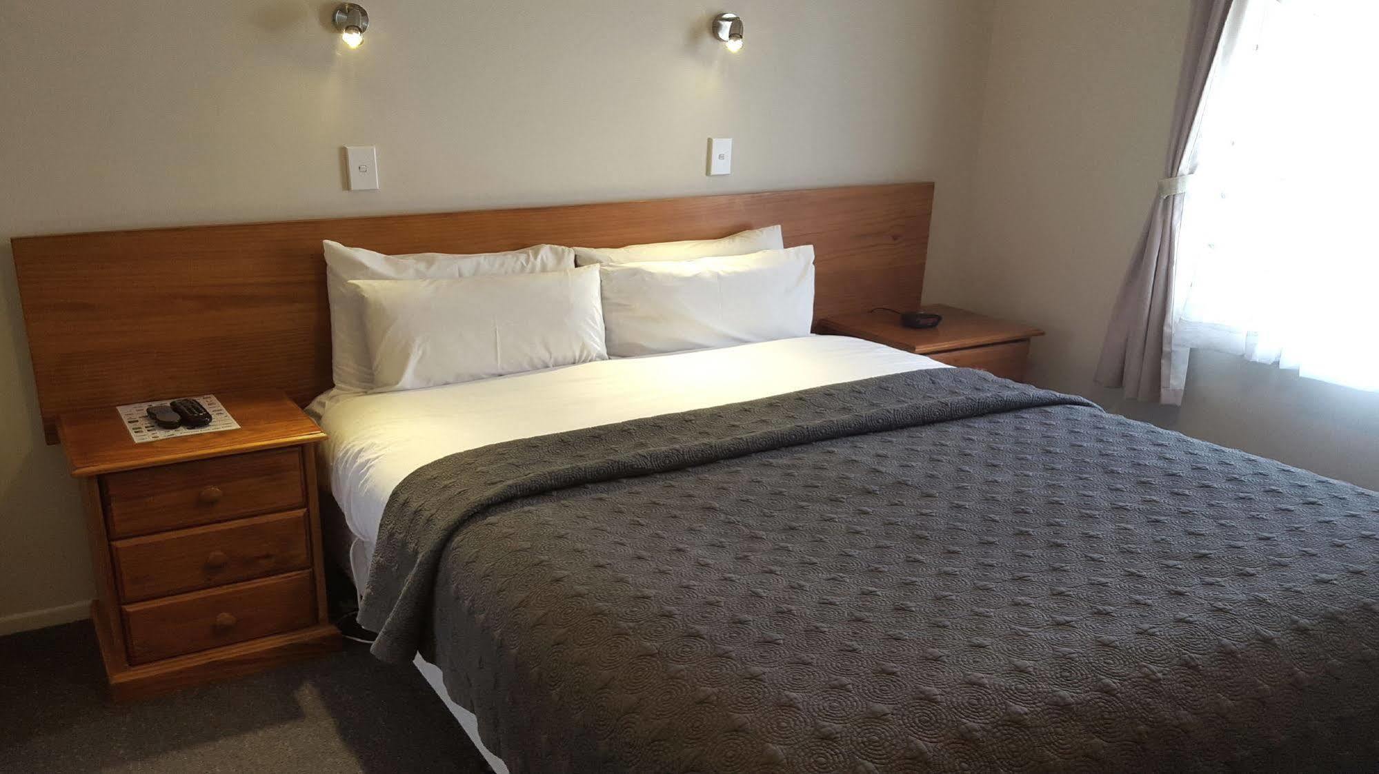 Auto Lodge Motel Гамильтон Экстерьер фото