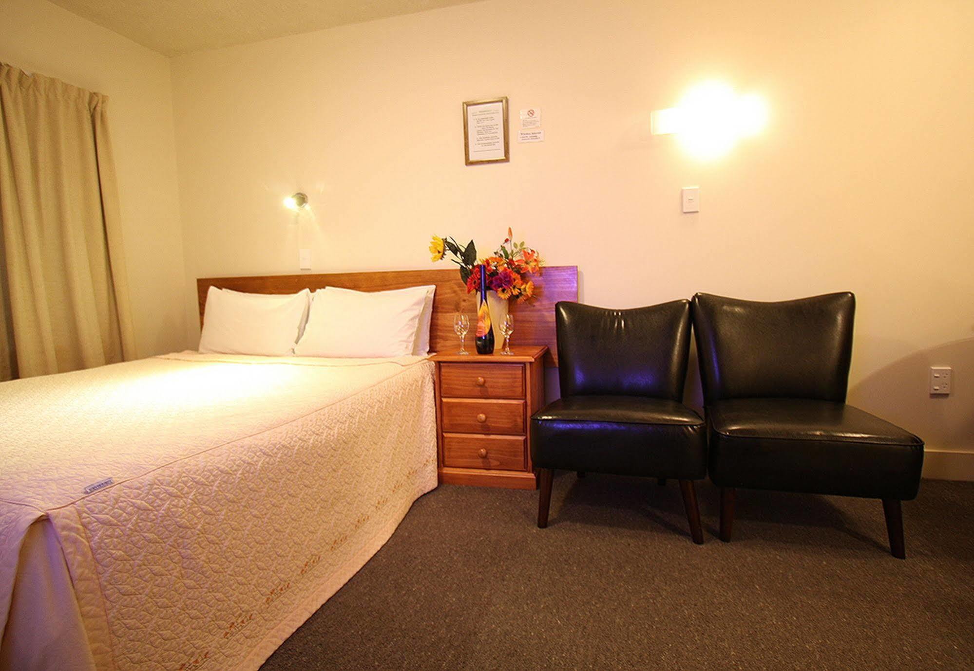 Auto Lodge Motel Гамильтон Экстерьер фото