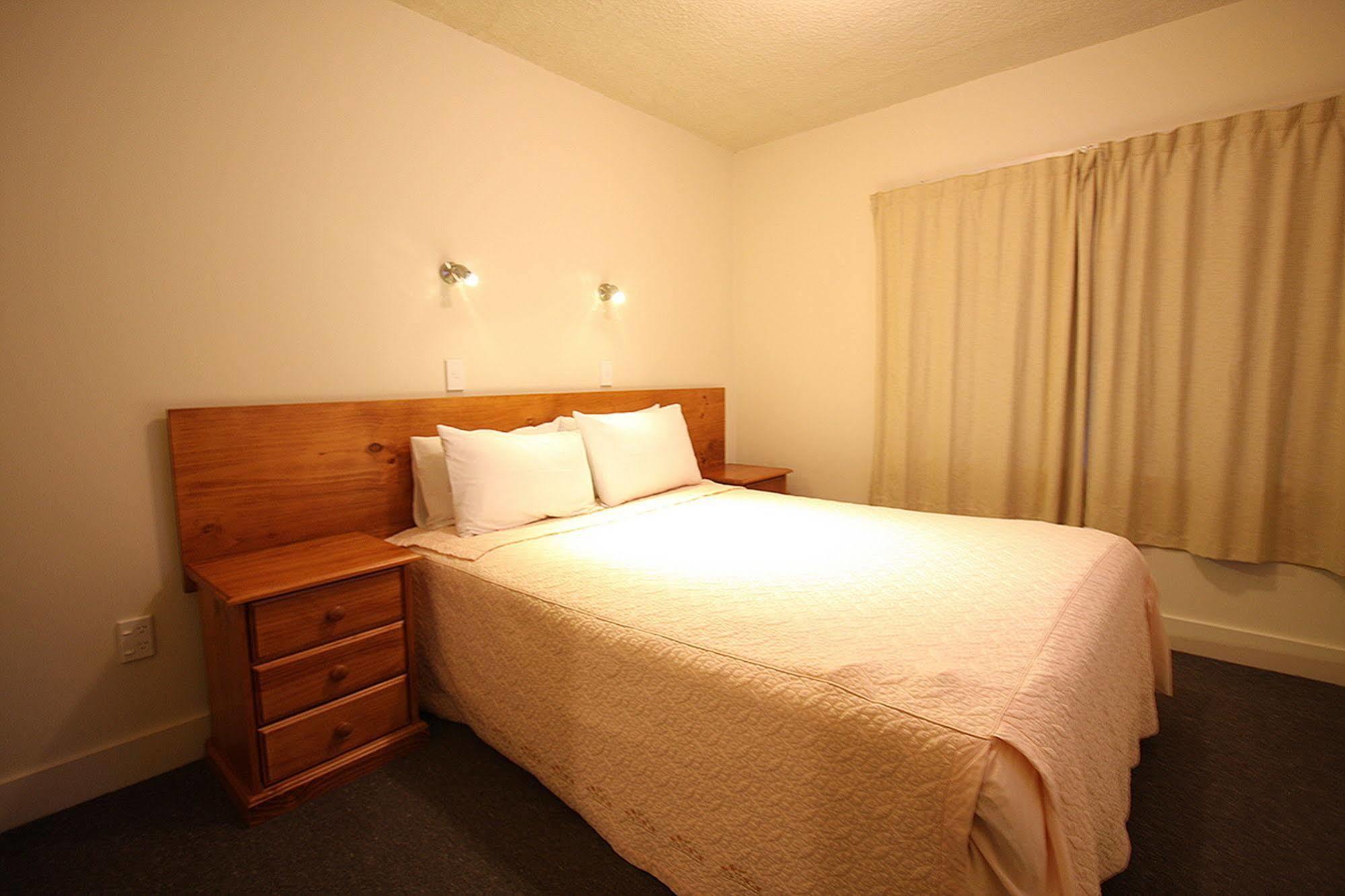 Auto Lodge Motel Гамильтон Экстерьер фото