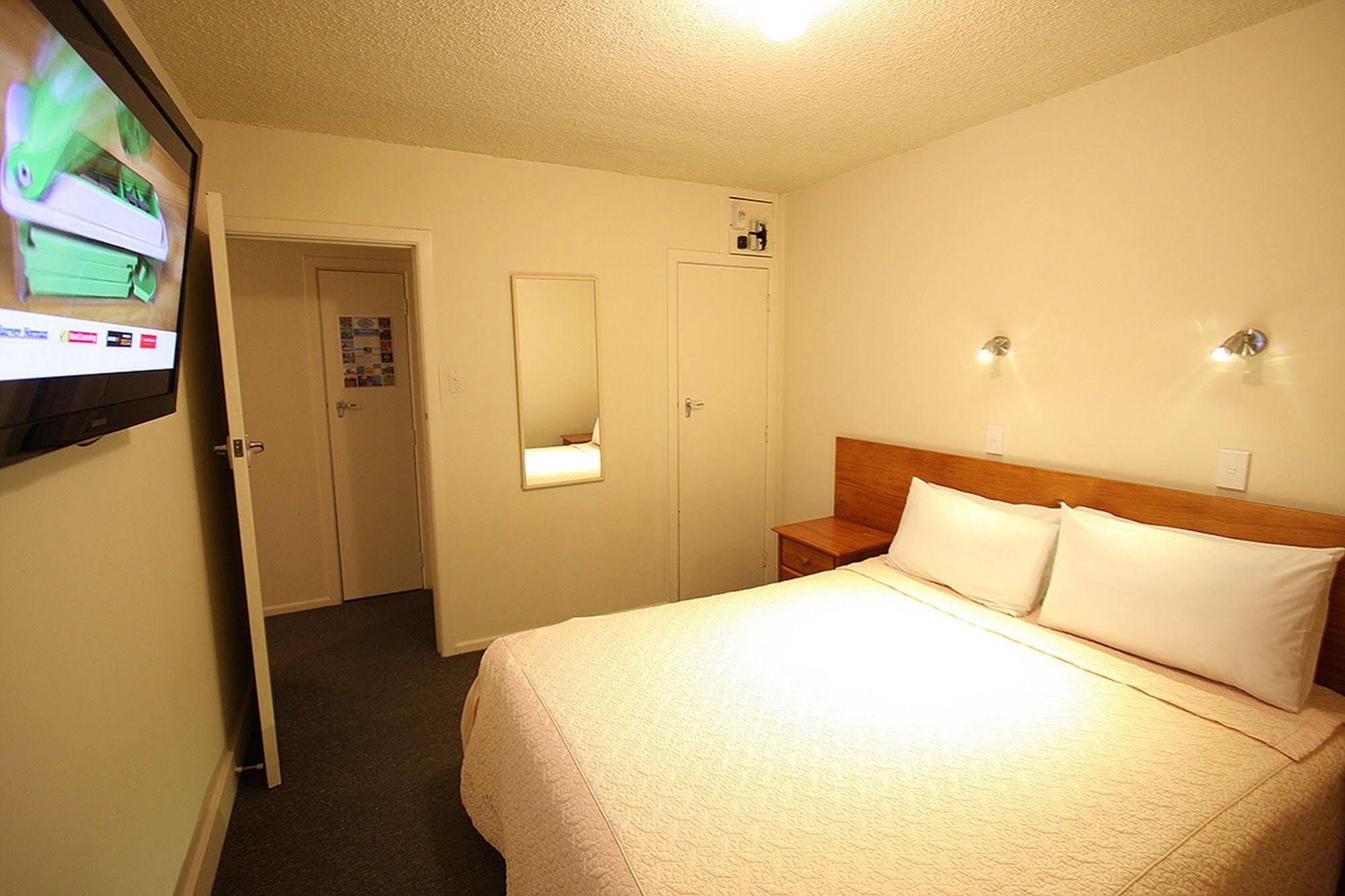 Auto Lodge Motel Гамильтон Экстерьер фото