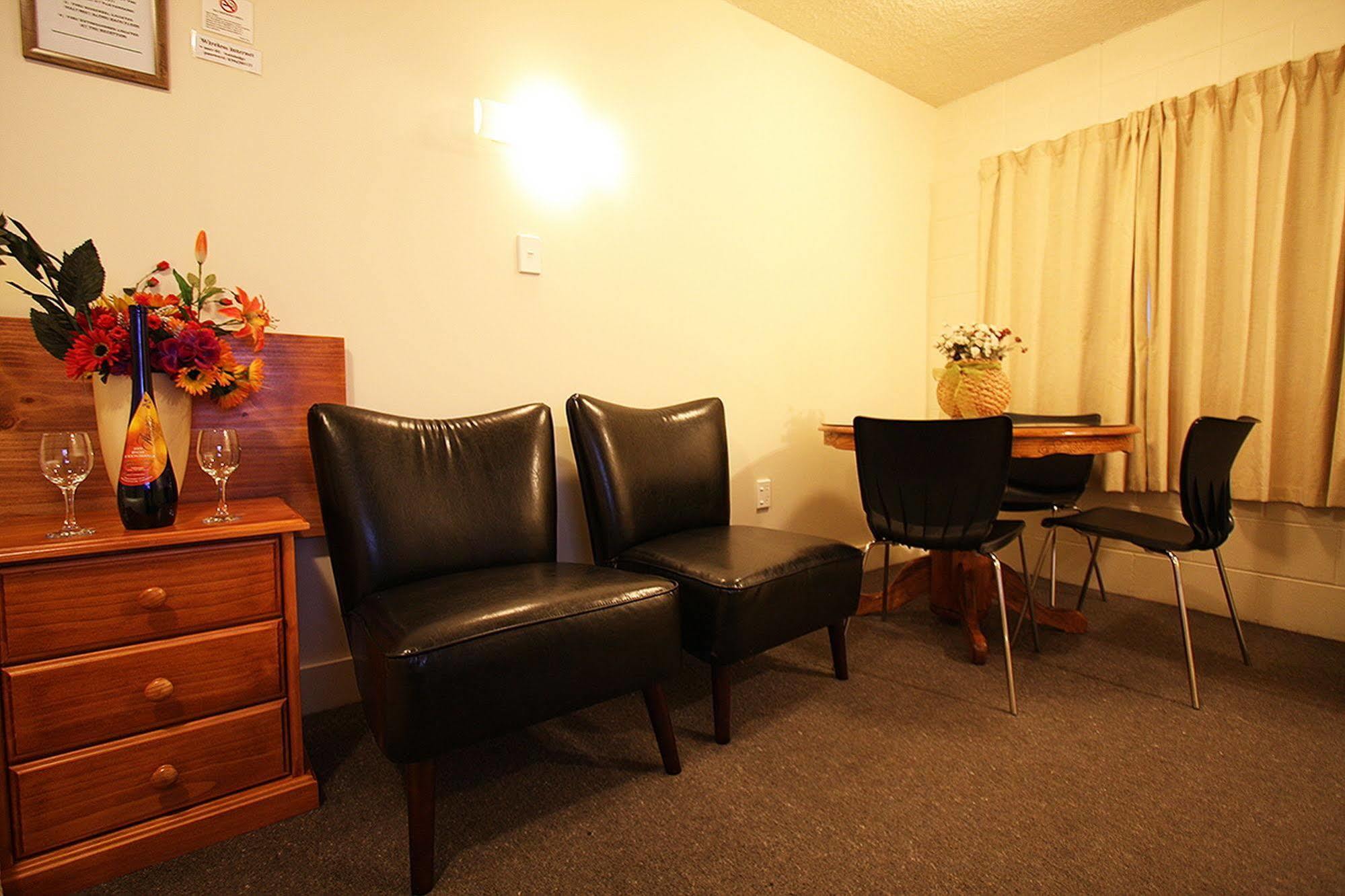 Auto Lodge Motel Гамильтон Экстерьер фото
