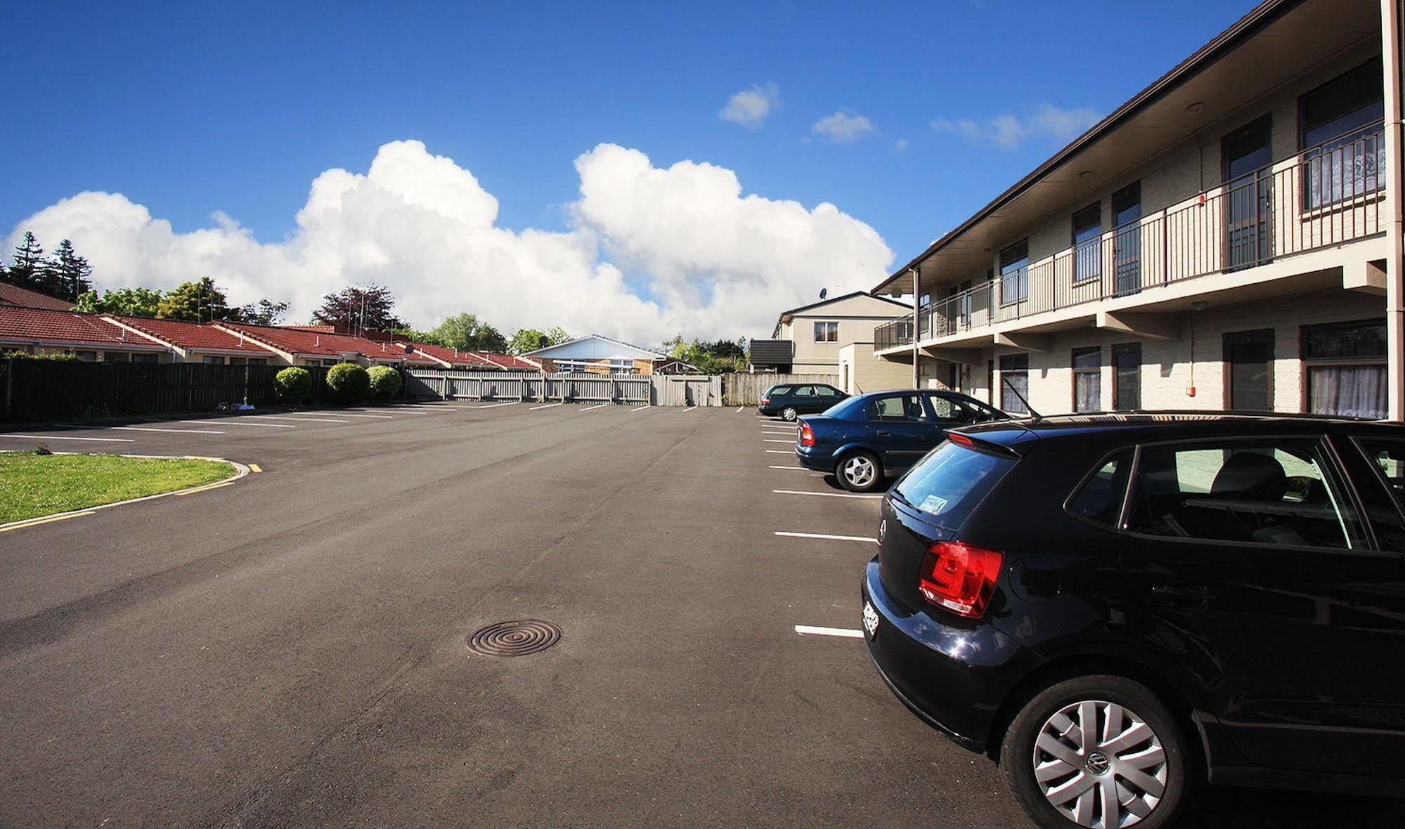 Auto Lodge Motel Гамильтон Экстерьер фото